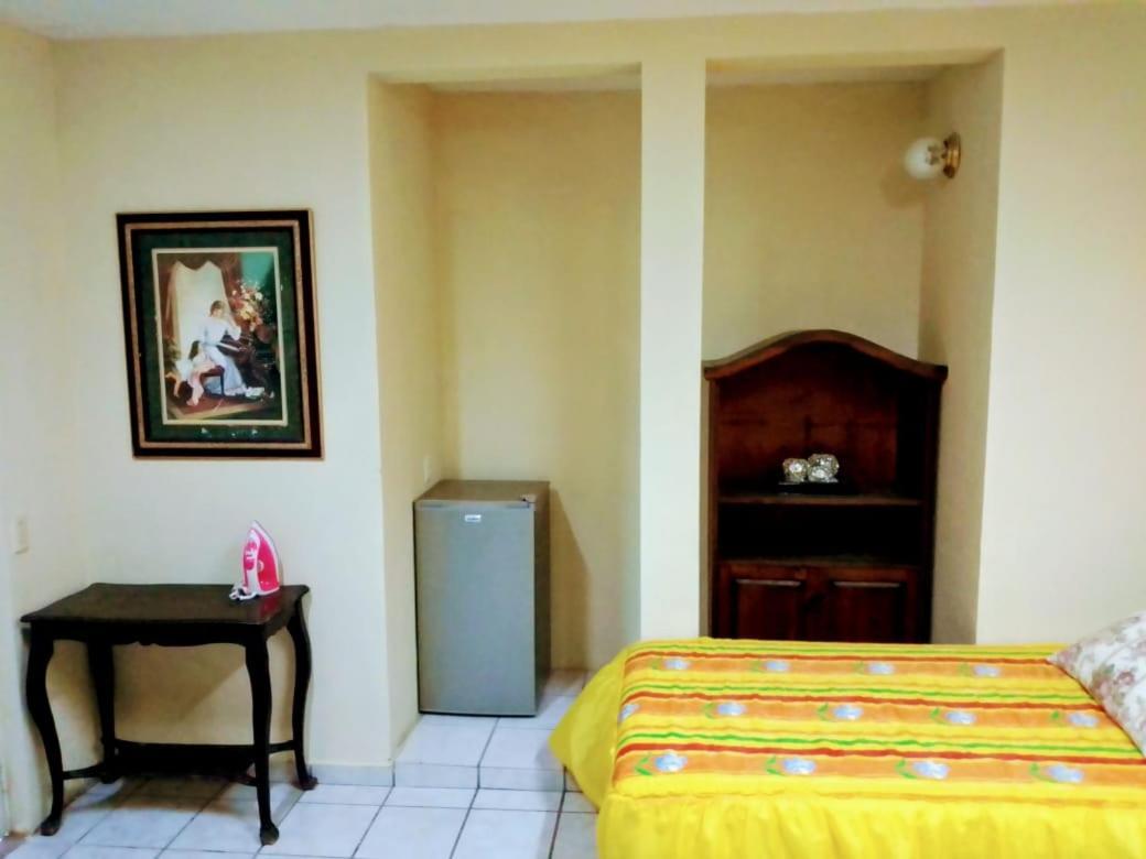 Apartamentos Osuna マサトラン エクステリア 写真